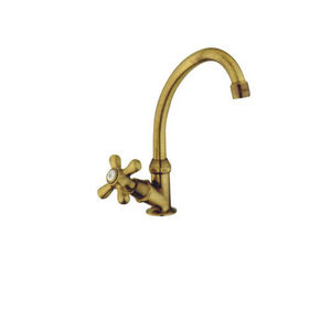 Wasserhahn für Waschtisch / für Handwaschbecken / freistehend / Messing