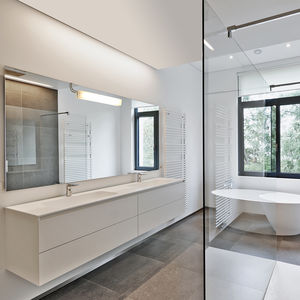 moderne Wandleuchte
