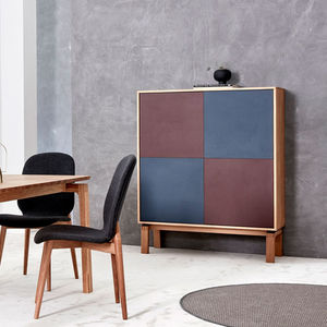 hohes Sideboard
