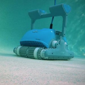 elektrischer Schwimmbeckensauger