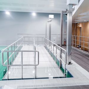 Laufgang für Pool 1