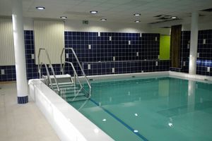 Therapiebecken 1