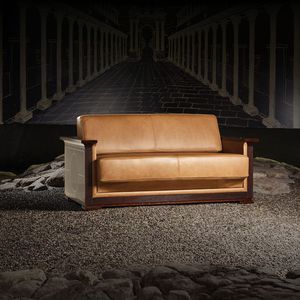 braunes Sofa