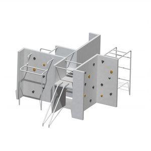 festinstallierte Kletterwand 1