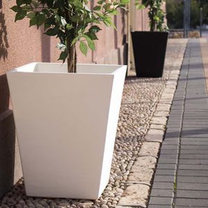 Polyethylen-Pflanzgefäß / quadratisch / für Privatgebrauch / Objektmöbel