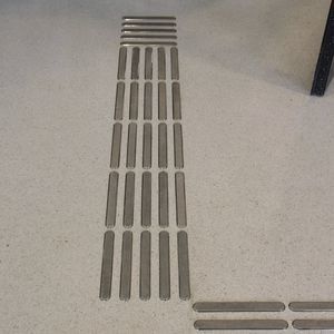 Taktiles Bodenleitsystem / Edelstahl