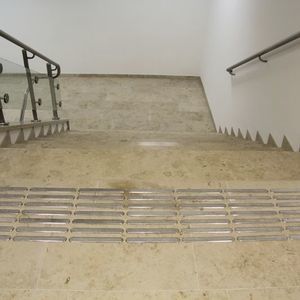 Taktiles Bodenleitsystem / Edelstahl