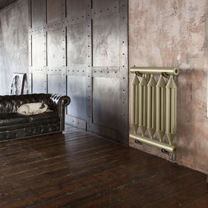 Heißwasser-Heizkörper / Aluminium / originelles Design / Rohr