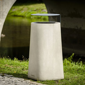 Park-Abfallbehälter