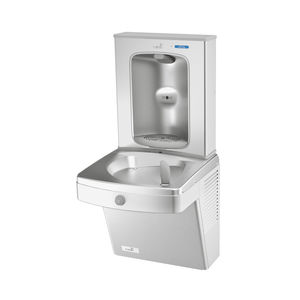 berührungsloser Trinkbrunnen