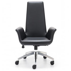 moderner Chefsessel 1
