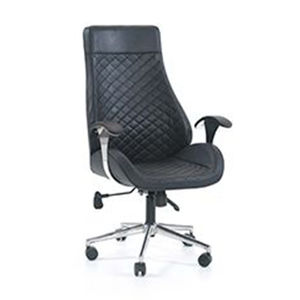 moderner Chefsessel 1