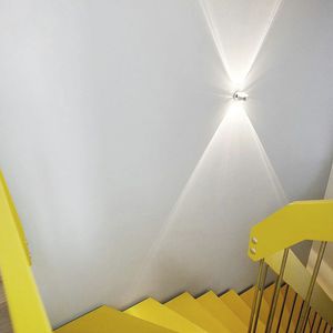 moderne Wandleuchte 1