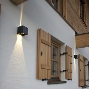 Wandstrahler 1