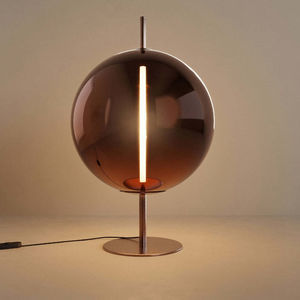 Nachttischlampe 1