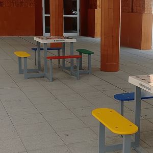 Spieltisch für Kinder / für Außenbereich 1