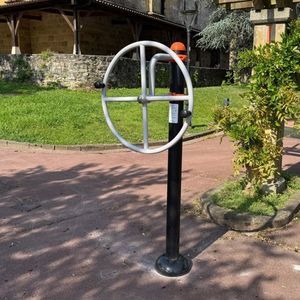 Outdoor-Schultertrainer