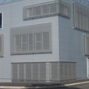 Platten-Fassadenverkleidung / Stahl / verzinkter Stahl / aus Zink-Aluminium