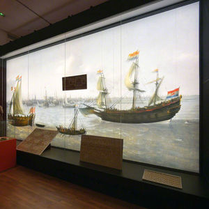 Spannwand für Decke