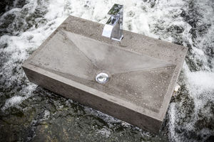 Wand-Waschbecken