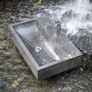 Wand-Waschbecken 1