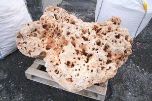 Steinblock zur Außenraumgestaltung