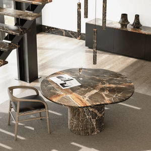 Esstisch / organisches Design 1