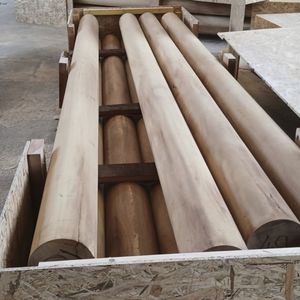 Tropenholz-Pfeiler 1