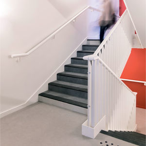 Bodenbelag für Treppen 1