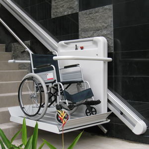 Hebeplattform für Rollstühle