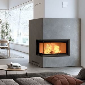 Geschlossene Feuerstelle / Holz