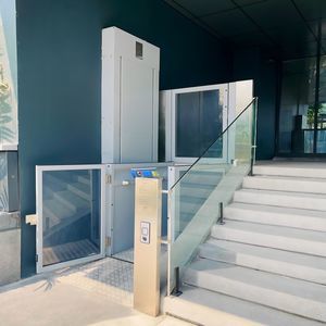 Hebeplattform für Personen mit eingeschränkter Mobilität
