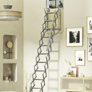 gerade Treppe 1