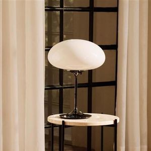 Tischlampe 1
