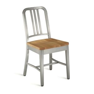 moderner Stuhl