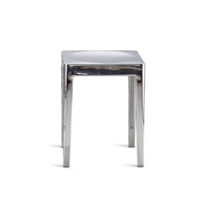 moderner Hocker