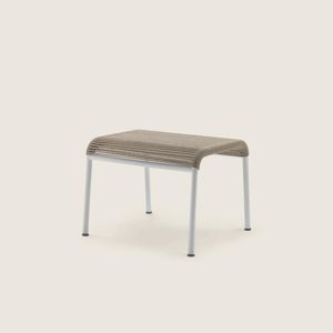 Ottomane / minimalistisches Design 1