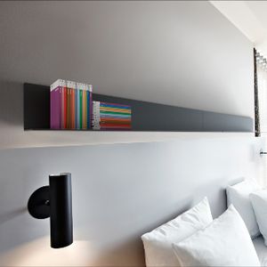wandmontierte Regale