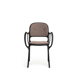 moderner Stuhl 1