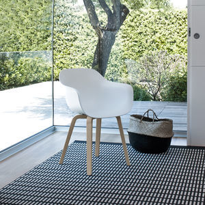 moderner Sessel 1