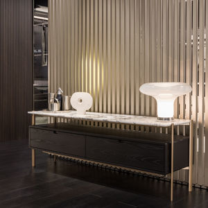 hohes Sideboard
