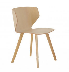 moderner Stuhl 1