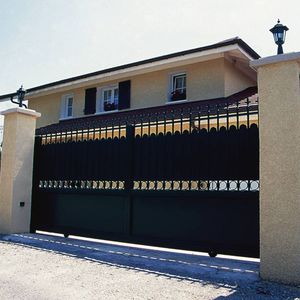 Schiebetor 1