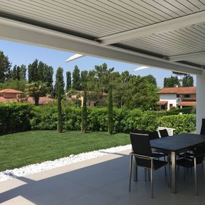 selbsttragende Pergola