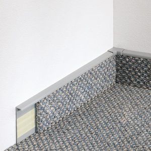 weiße Zierleiste 1