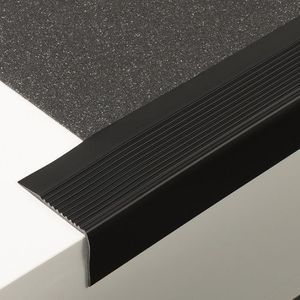PVC-Treppenkante 1