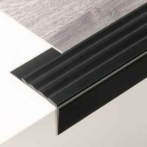 PVC-Treppenkante 1
