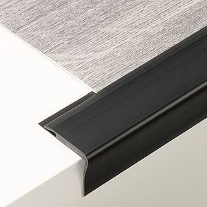 PVC-Treppenkante 1