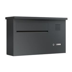 wandmontierter Briefkasten