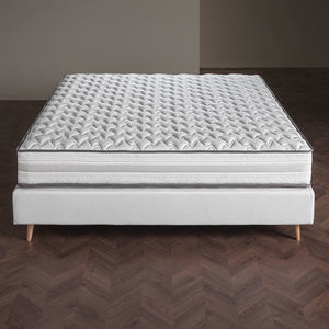 Doppelbett-Matratze 1